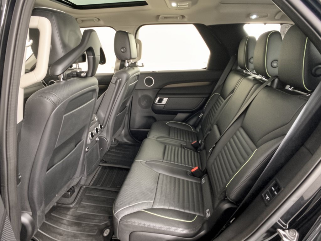 Used 2019 Land Rover Discovery HSE AWD/4WD image 25
