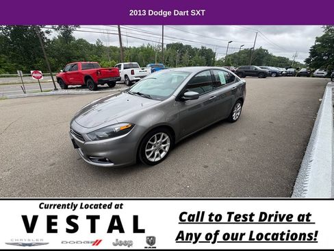 Used 2013 Dodge Dart SXT w/ SXT Special Edition Group FWD image 2