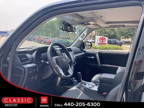 Used 2024 Toyota 4Runner SR5 Premium w/ Moonroof Package AWD/4WD image 3