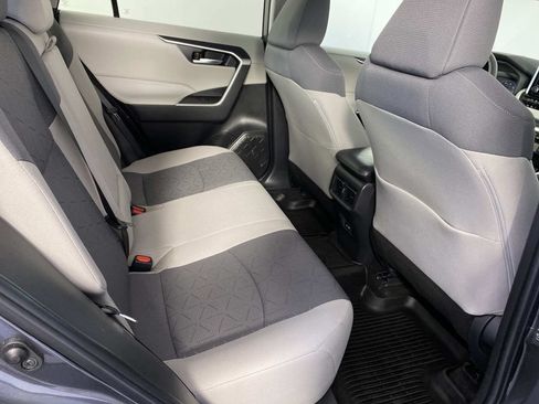 Used 2023 Toyota RAV4 XLE w/ Convenience Package AWD/4WD image 12