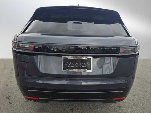Certified 2025 Land Rover Range Rover Velar Dynamic SE image 4