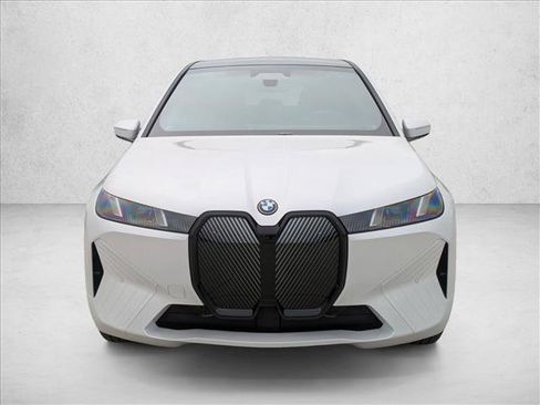 Used 2026 BMW iX xDrive60 AWD/4WD image 6