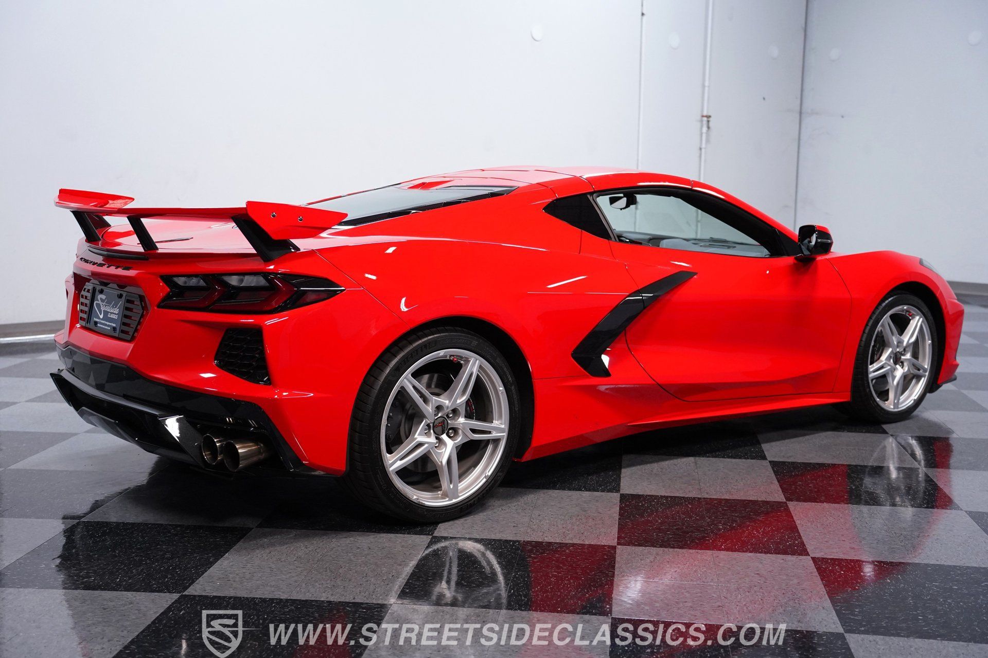 Used 2021 Chevrolet Corvette Stingray Preferred Cpe w/ Z51 Performance Package RWD image 11