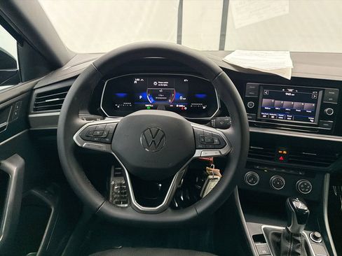 Used 2024 Volkswagen Jetta Sport FWD image 21