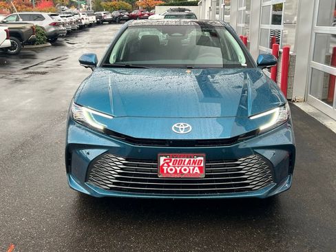 New 2026 Toyota Camry XLE AWD/4WD image 5