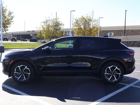 New 2026 Chevrolet Equinox EV LT w/ Comfort Package image 4