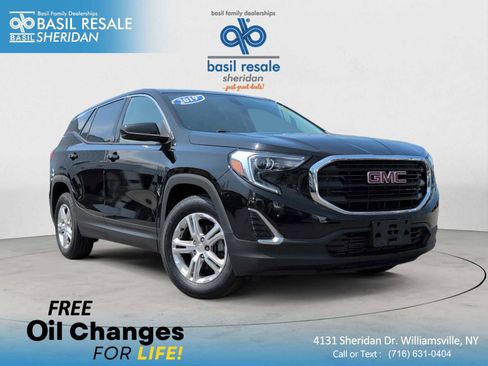 Used 2019 GMC Terrain SLE FWD image 1