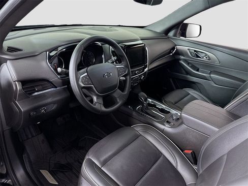 Certified 2023 Chevrolet Traverse Premier w/ Redline Edition image 4