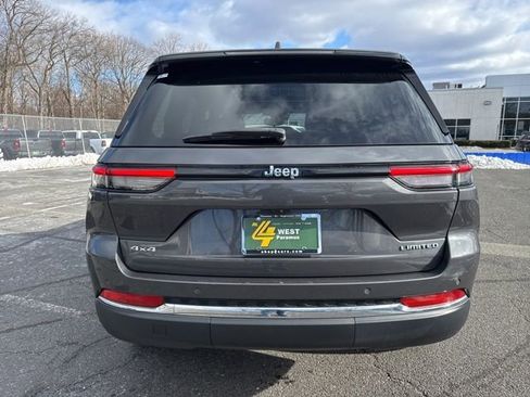 Used 2022 Jeep Grand Cherokee Limited image 17