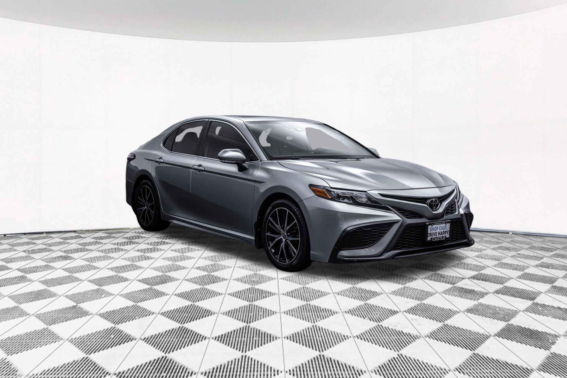 Used 2022 Toyota Camry SE w/ Cold Weather Package AWD/4WD image 15