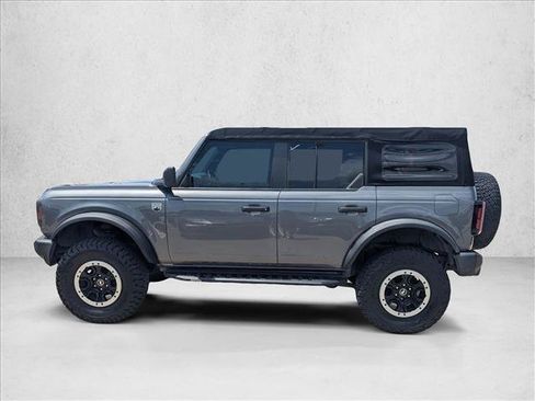 Used 2021 Ford Bronco Big Bend w/ Sasquatch Package AWD/4WD image 7