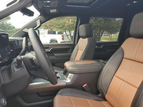 Certified 2024 Chevrolet Silverado 2500 High Country w/ Technology Package AWD/4WD image 16