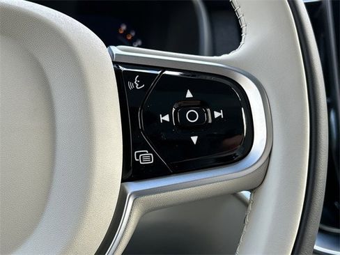 New 2026 Volvo XC90 B6 Ultra w/ Protection Package image 13