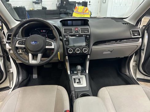 Used 2018 Subaru Forester 2.5i Limited image 16