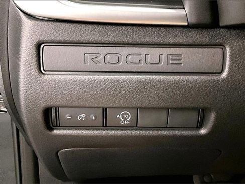New 2025 Nissan Rogue S image 27