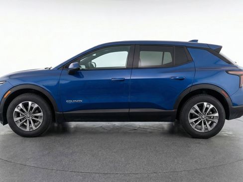 Used 2025 Chevrolet Equinox LT image 5