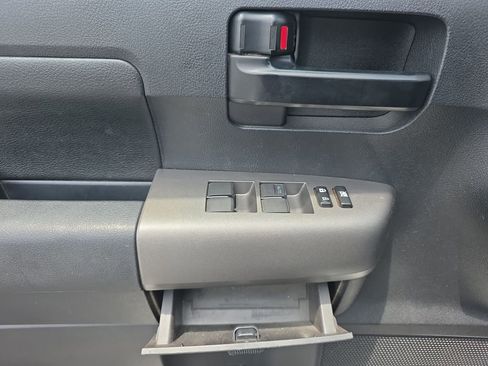 Used 2010 Toyota Tundra 2WD Double Cab image 18