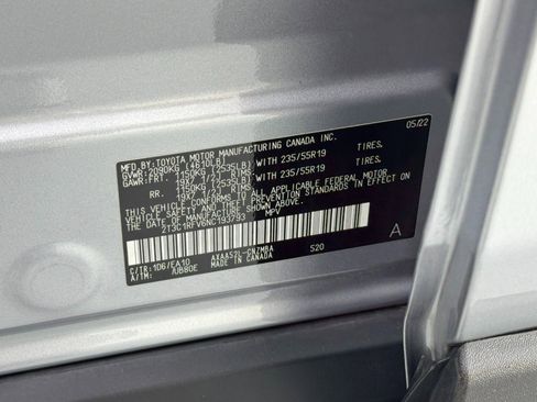 Used 2022 Toyota RAV4 XLE Premium image 43