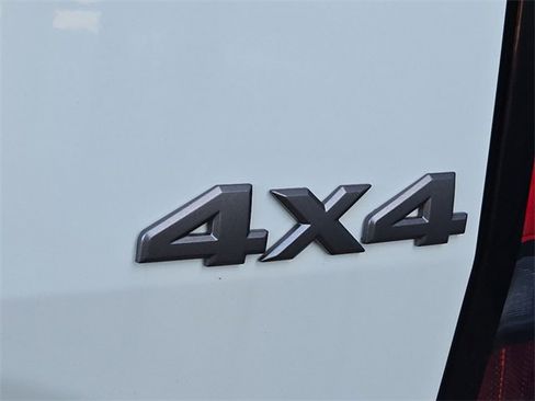 New 2026 Nissan Frontier S image 26