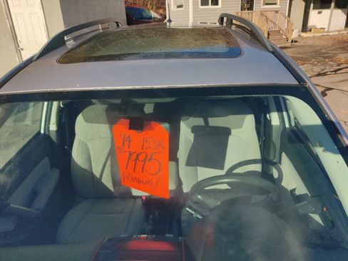 Used 2014 Subaru Forester 2.5i Premium w/ All-Weather Package image 9