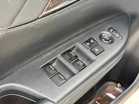 Used 2016 Honda Accord EX-L image 16