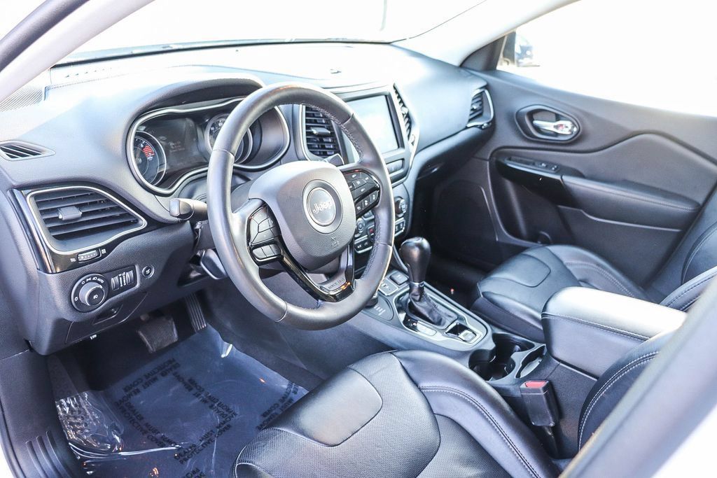 Used 2023 Jeep Cherokee Altitude Lux AWD/4WD image 22