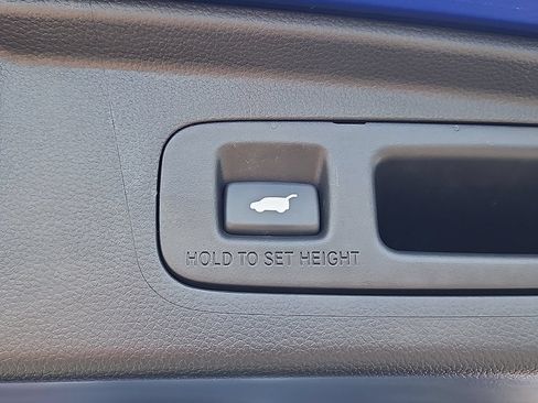 Used 2024 Honda CR-V EX-L image 21