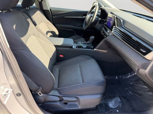 Used 2025 Toyota Camry LE image 12