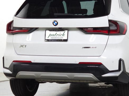 Used 2024 BMW X1 xDrive28i w/ Premium Package AWD/4WD image 11
