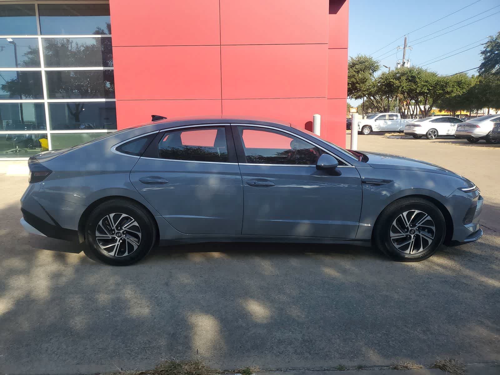 Used 2026 Hyundai Sonata Blue FWD image 7