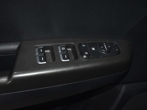 Used 2019 Kia Sportage LX FWD image 21