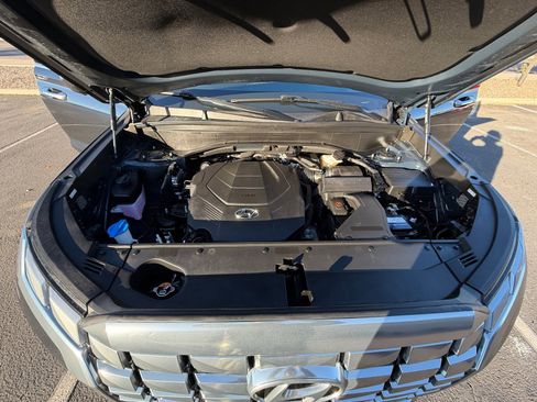 Used 2024 Hyundai Palisade Calligraphy image 21