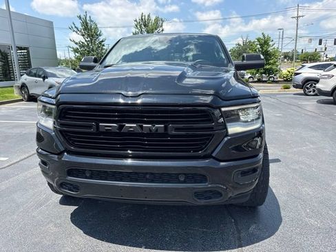 Used 2019 RAM 1500 Laramie AWD/4WD image 11
