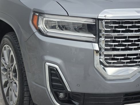 Used 2021 GMC Acadia Denali w/ Denali Technology Package image 10