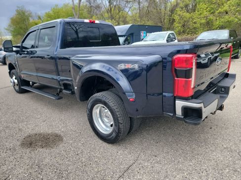 Used 2024 Ford F350 Lariat w/ Lariat Ultimate Package AWD/4WD image 7
