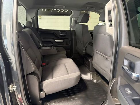 Used 2018 Chevrolet Silverado 1500 LT w/ LT Eassist Package image 15