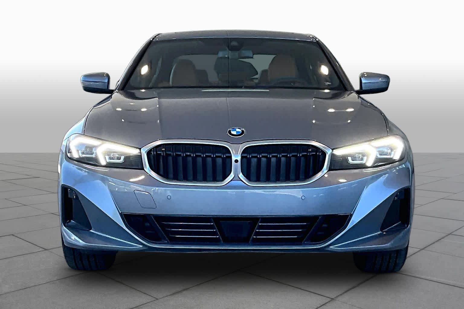 Used 2026 BMW 330i Sedan RWD image 3