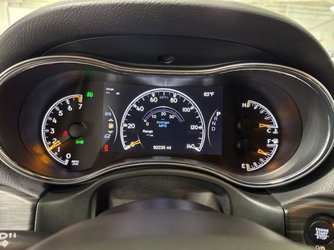 Used 2020 Jeep Grand Cherokee Altitude image 17