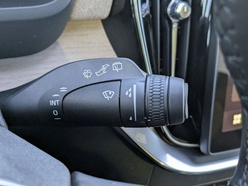 New 2026 Volvo XC90 T8 Plus AWD/4WD image 38