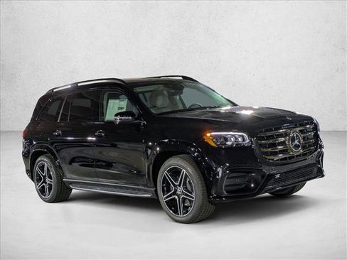 New 2026 Mercedes-Benz GLS 450 4MATIC image 7
