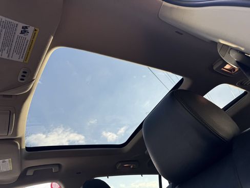 Used 2014 Lincoln MKT AWD w/ Equipment Group 201A image 16
