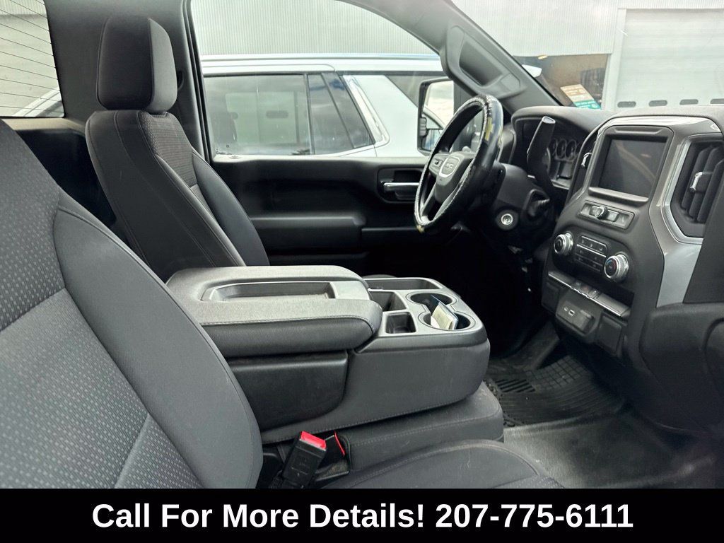 Used 2023 GMC Sierra 3500 Pro w/ Convenience Package AWD/4WD image 3
