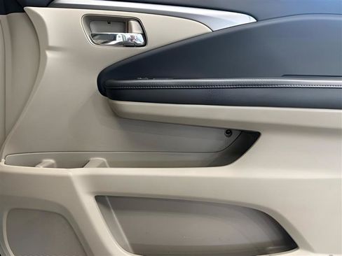 Used 2018 Honda Pilot EX-L image 11