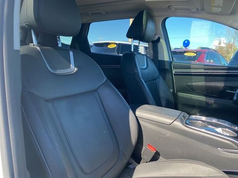 Used 2023 Hyundai Tucson Limited image 17