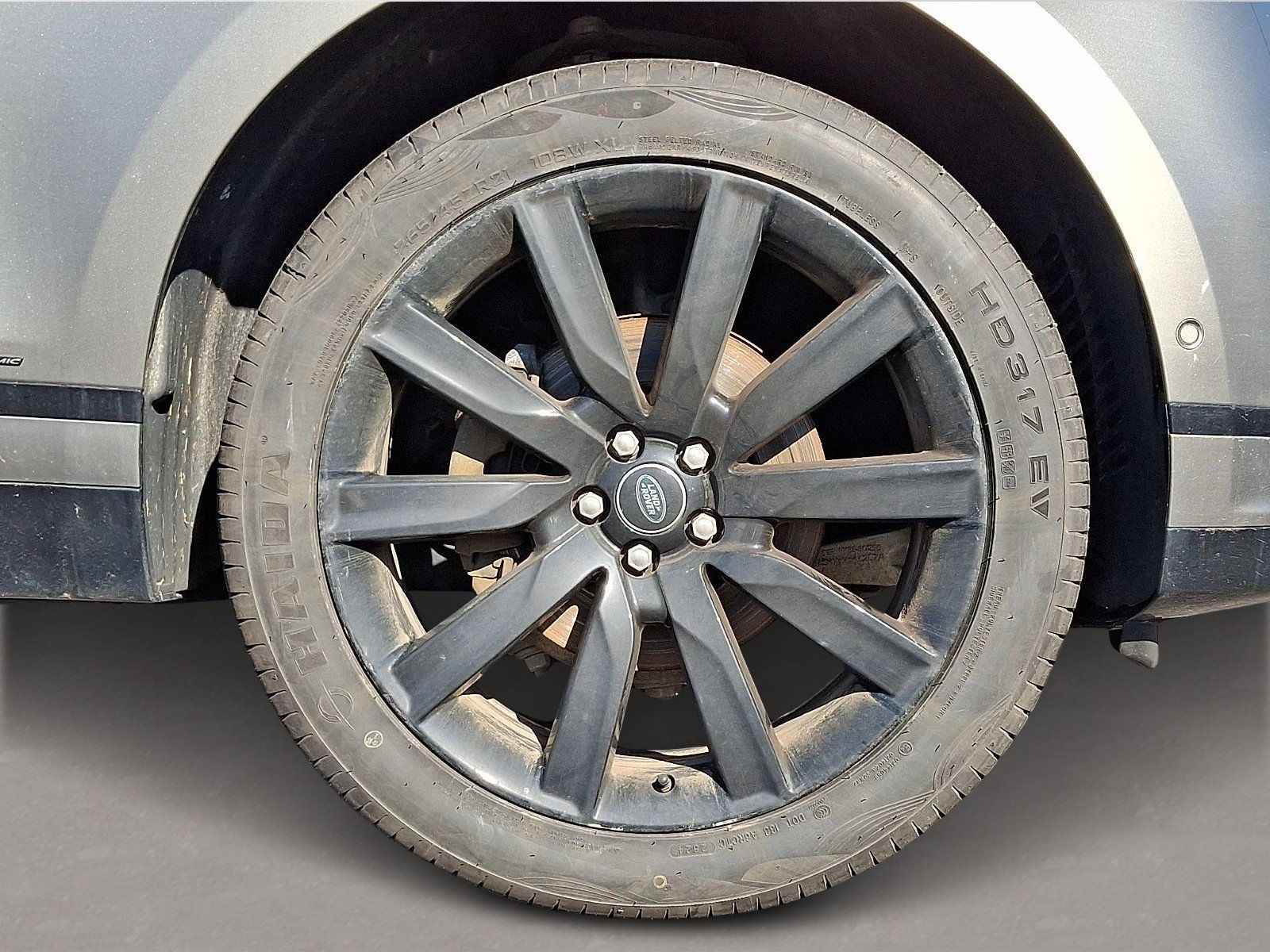 Used 2018 Land Rover Range Rover Velar R-Dynamic HSE AWD/4WD image 8