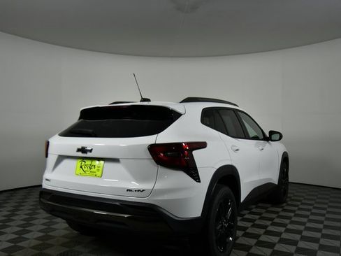 New 2026 Chevrolet Trax ACTIV image 11