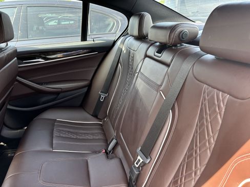 Used 2019 BMW 530i xDrive w/ Convenience Package AWD/4WD image 32