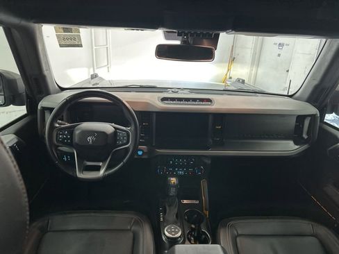 Used 2023 Ford Bronco Badlands image 22