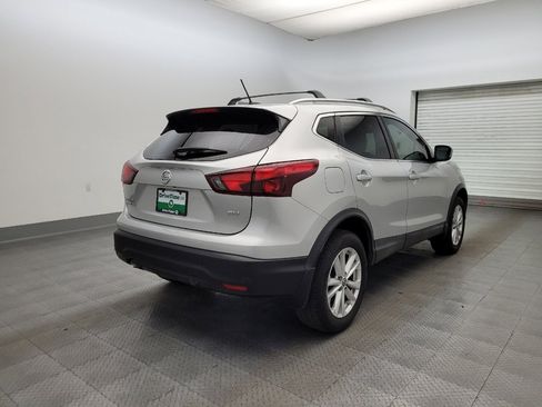 Used 2019 Nissan Rogue Sport SV image 9