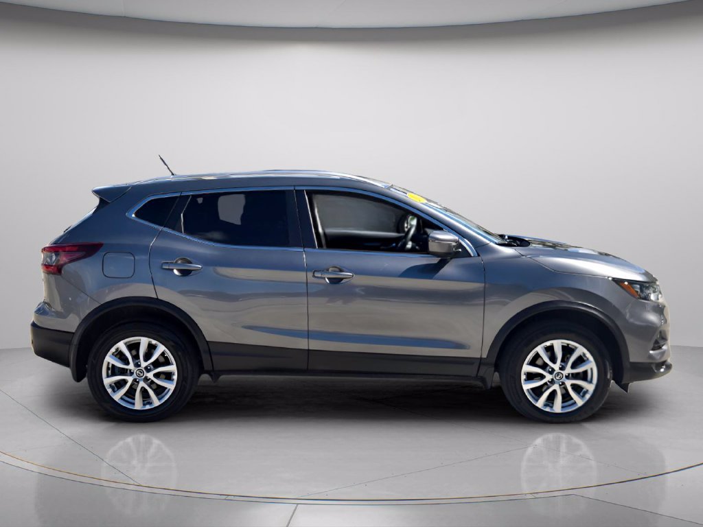 Used 2020 Nissan Rogue Sport SV FWD image 6